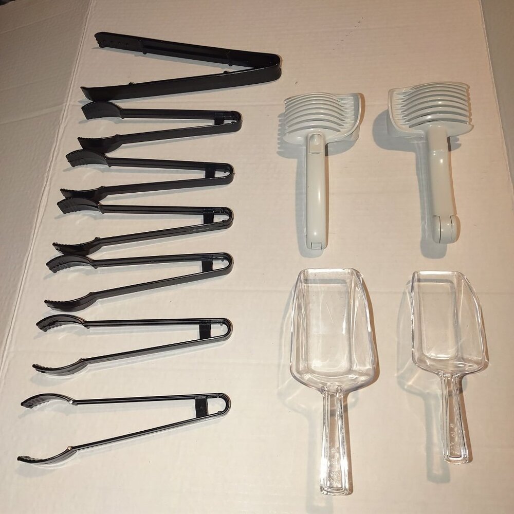 Kitchen Utensil Set: Tongs Meat Tenderizers & Scoops - 10-Piece - Black White Cl
